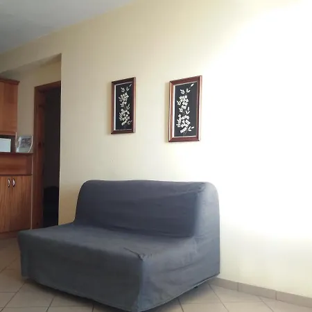 Estia Lykokas Simos2 * Himara